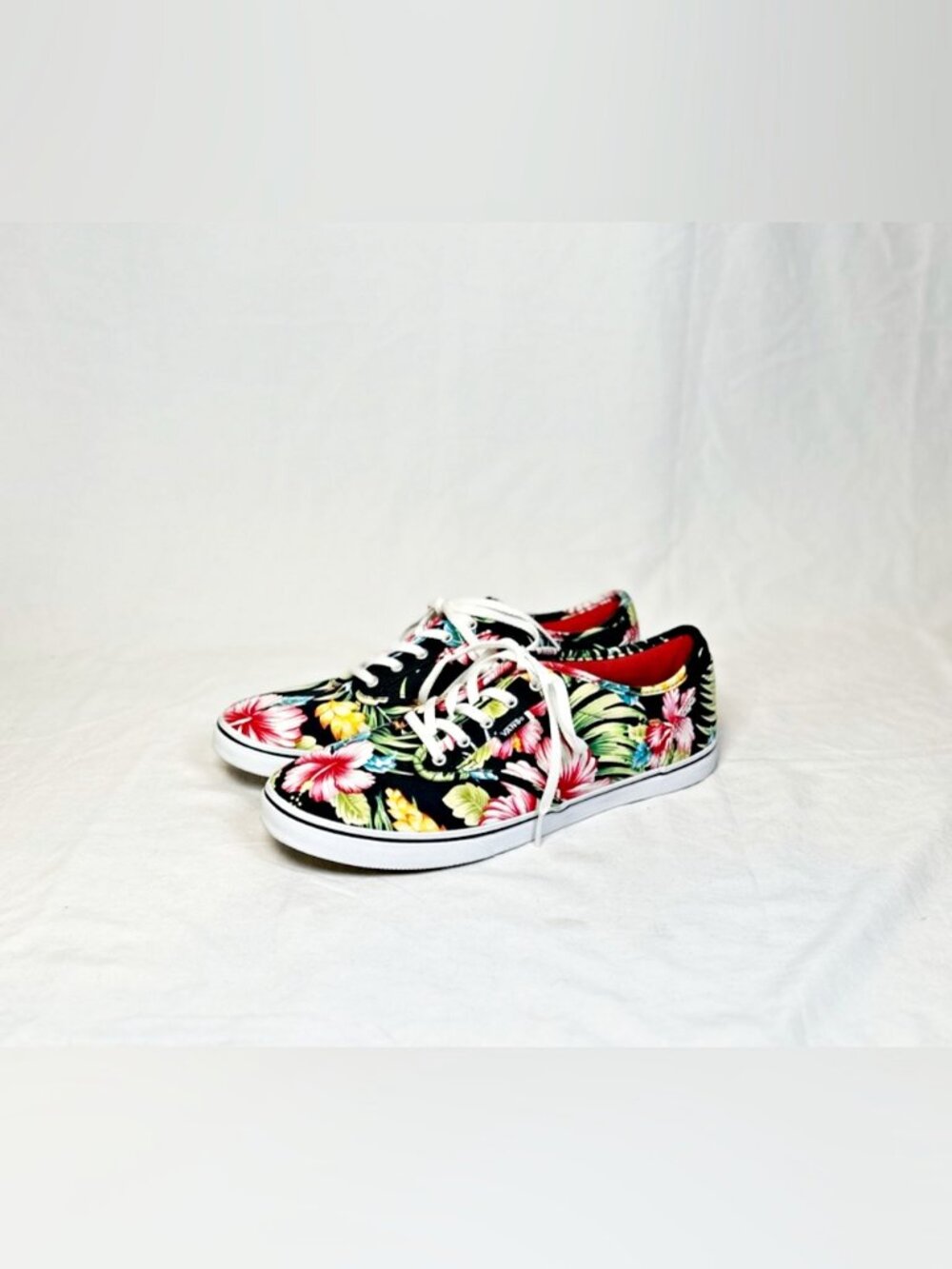 VANS Womens Hawaiian Tropical Floral Canvas Skate Shoes Sneakers~9.5~